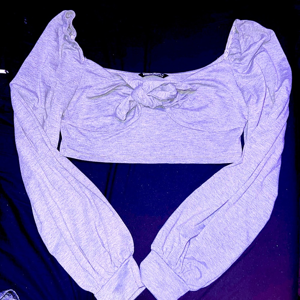 Long sleeve crop top